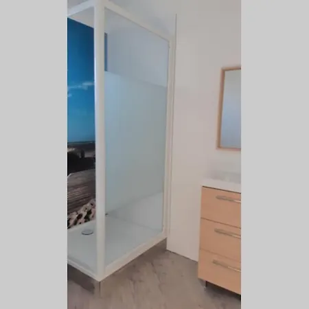 Le Petit Jac Uzzi Дом отдыха *